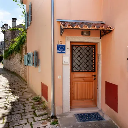 House Lunga Center Apartman